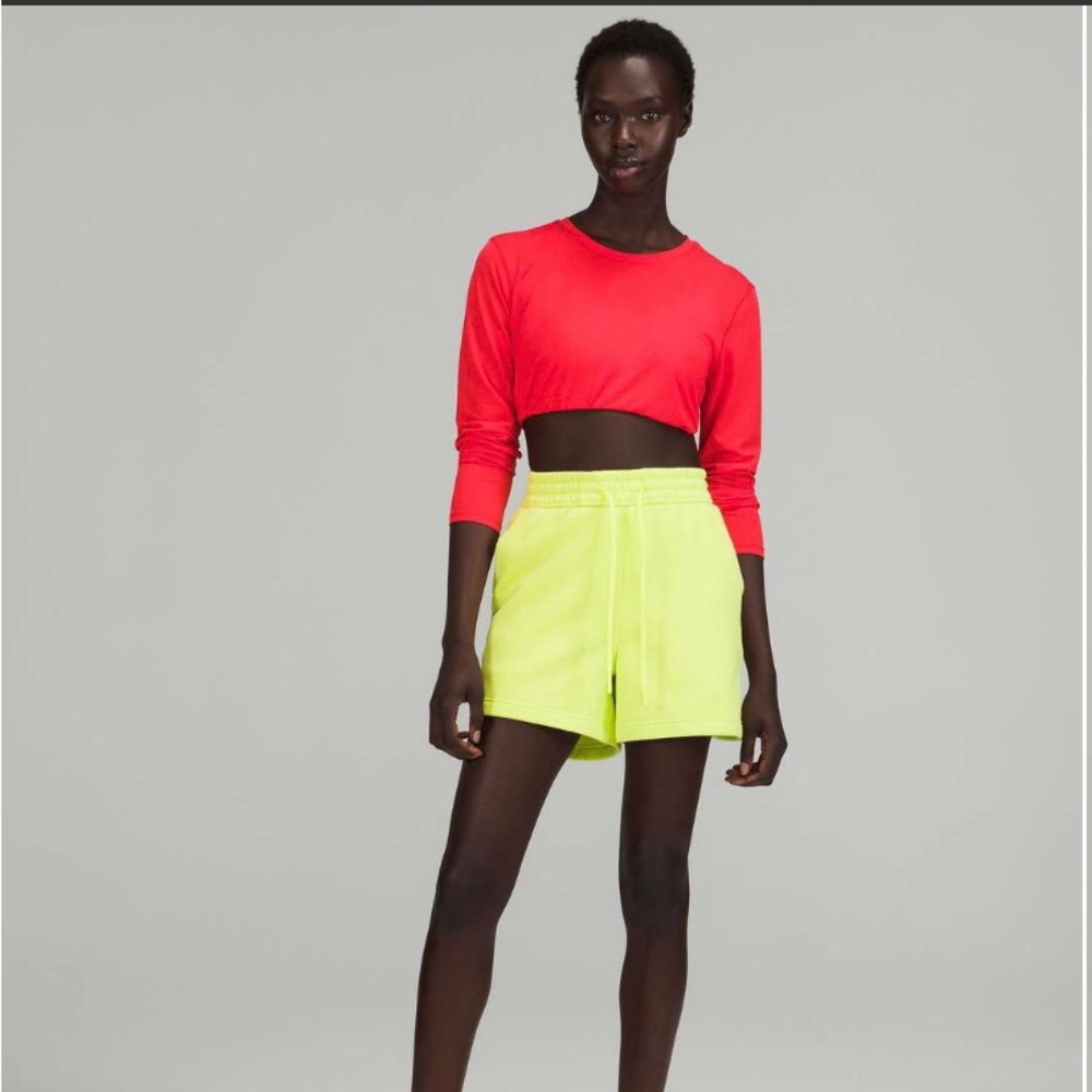 Lululemon Loungeful High Rise Short 4”